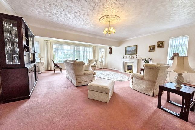 10, Reedside, Ryton photo 2