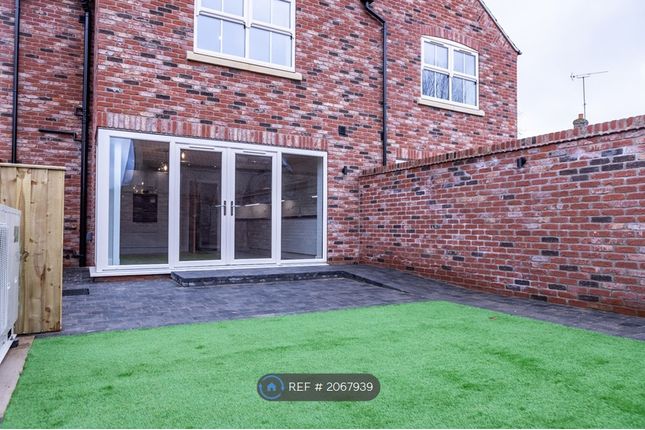 Semi-detached house to rent in North Road, Driffield