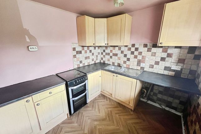 58, Hatherleigh Walk, Bolton photo 3