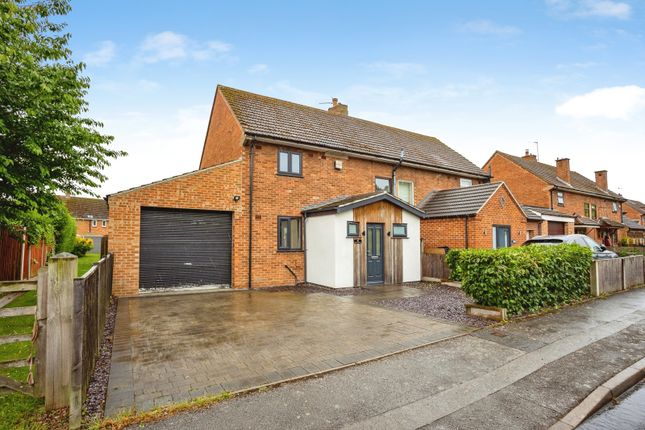 3-bed house on 42, Coneygrey Spinney, Nottinghamshire, £165,000