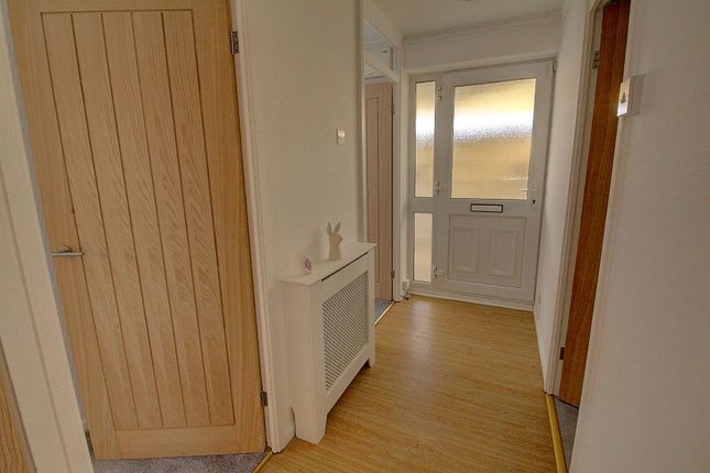 32, Fair Isle Drive, Nuneaton photo 5