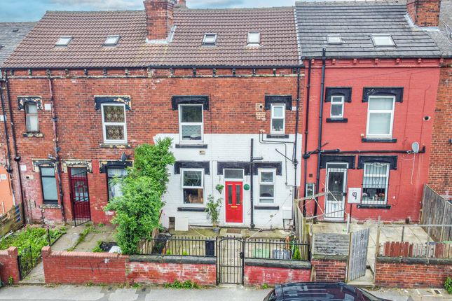 Thumbnail Terraced house for sale in Berkeley View, Leeds