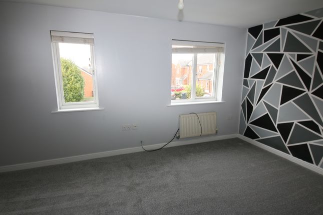 39, Griffiths Court, Durham photo 4