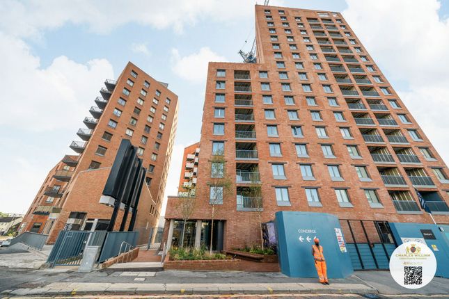 Studio flat on 206 River Apartments, London, £299,500