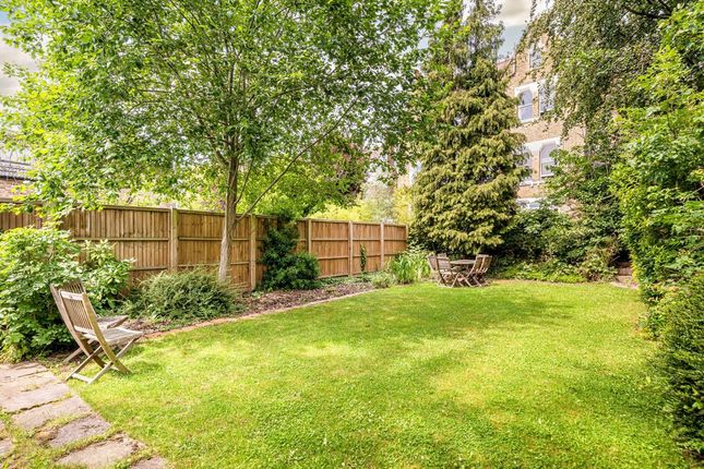 123, Honor Oak Park, London photo 2