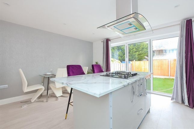 Otterfield Road, West Drayton photo 3