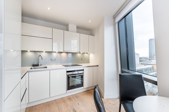 Apartment 74, 81, Black Prince Road, London photo 3