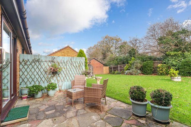 2 Pegasus Court, Abbots Langley photo 4