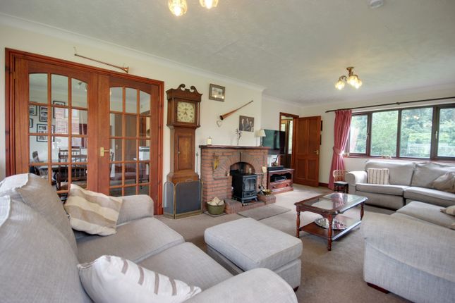 93, Thearne Lane, Beverley photo 4