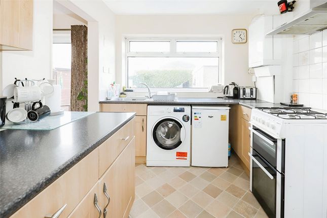 14, Hilary Drive, West Midlands photo 2