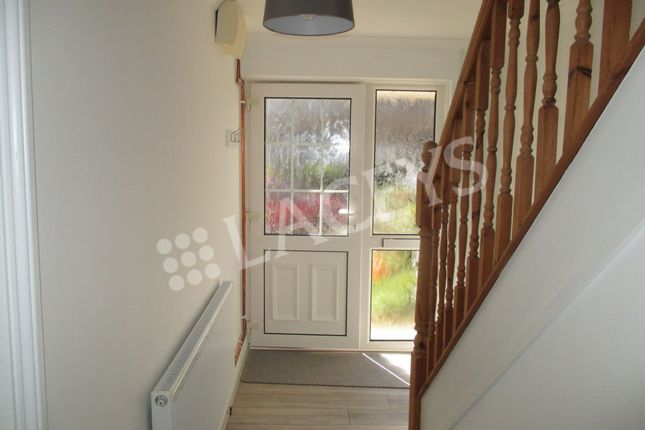 15 Moorlands Park, Martock photo 3