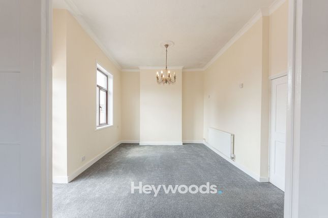 225 Whieldon Road, Stoke-On-Trent photo 4
