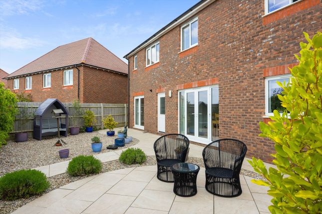 72, Meadowsweet Road, Cheltenham photo 2