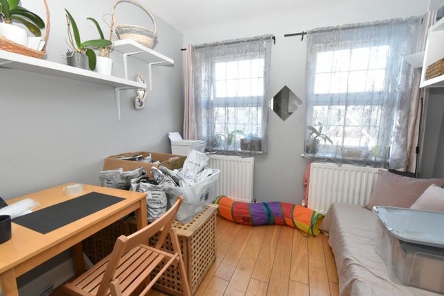 1-Bedroom Flat To Rent - Excluding Bills
