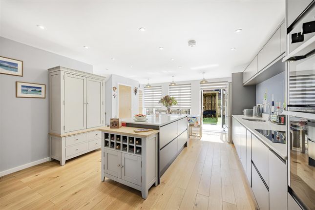 3, Castleton Villas, London Road, Cheltenham photo 3
