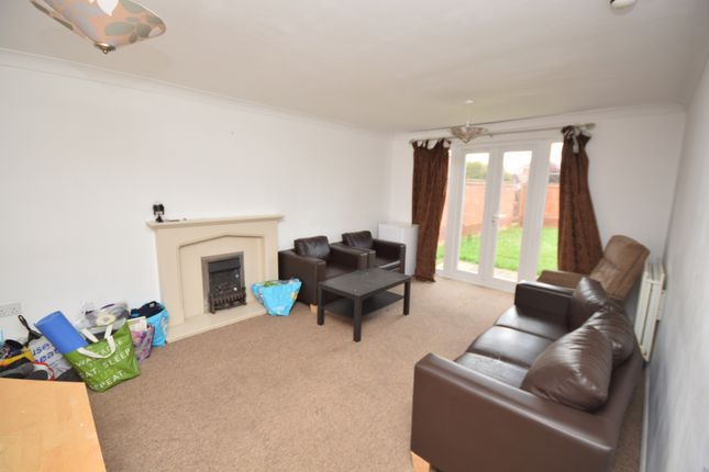8, Cunningham Avenue, Hatfield photo 4