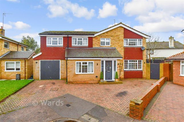 22, Crown Acres, Tonbridge photo 2