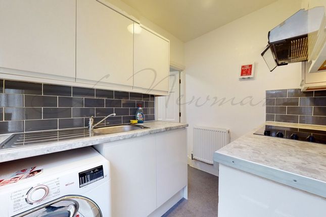 42  2 bed, Kenilworth Road, London photo 3