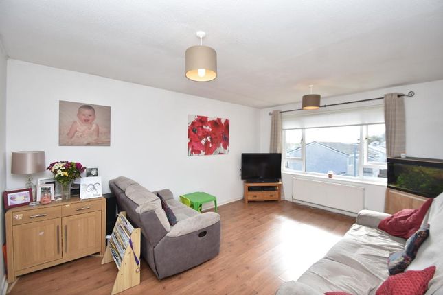 Flat for sale in Larch Grove, Milton Of Campsie