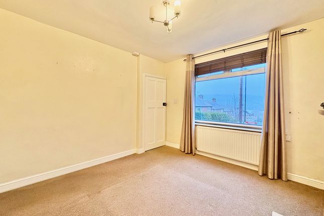 2, Cleve Avenue, Matlock photo 2