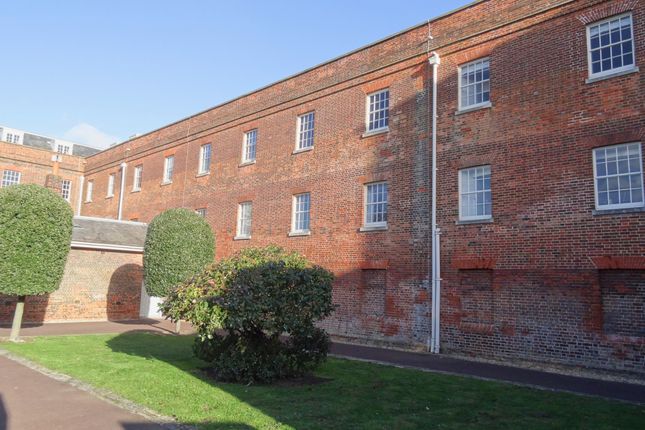 Flats To Let In Gosport Marina Mumby Road Gosport Po12