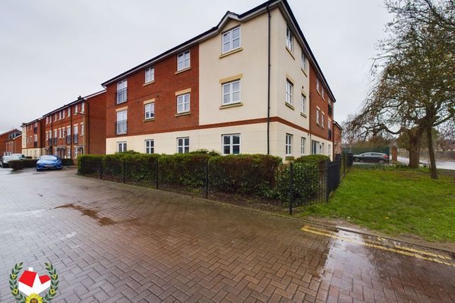 Thumbnail Flat for sale in Boughton Way, Gloucester