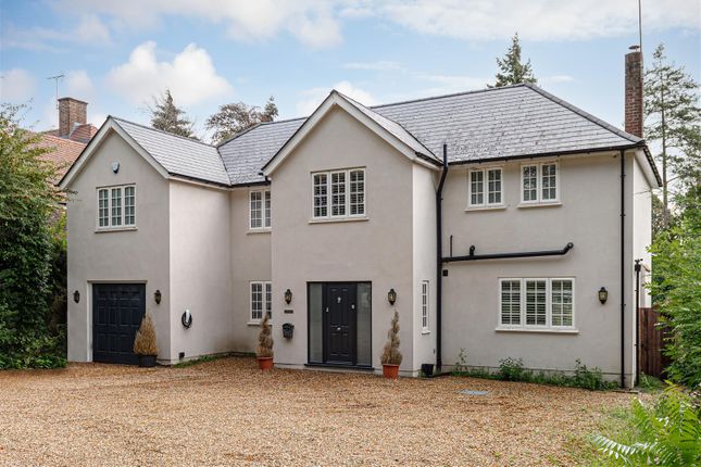 Thumbnail Detached house for sale in The Drive, Banstead