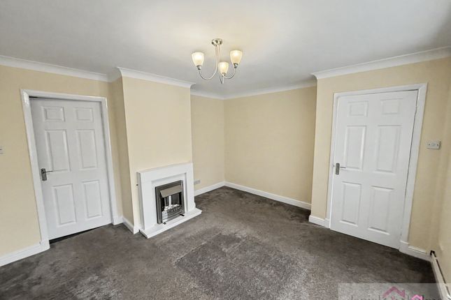 13 Fairview Road, Leek photo 2