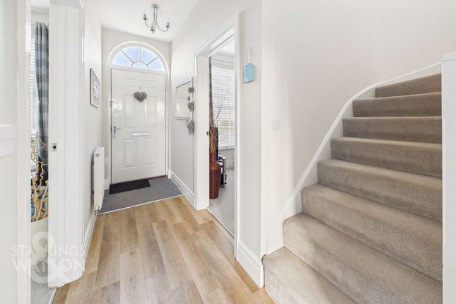 10 Oak Avenue, Norwich photo 4