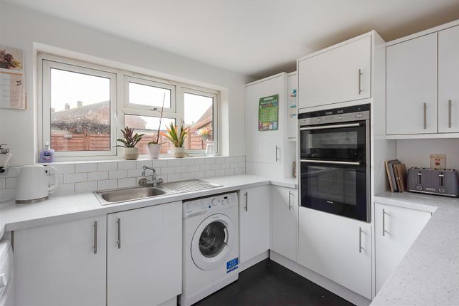 Flat for sale in Emmerson Gardens, Swalecliffe, Whitstable