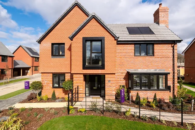 Taylor Wimpey - Friars Oak