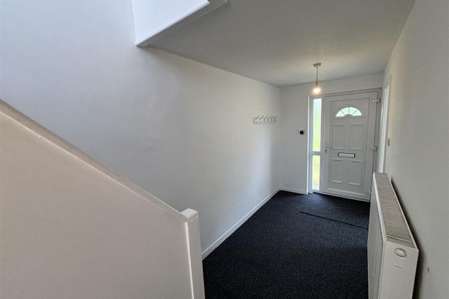 51, Welbury Grove, Newton Aycliffe photo 4