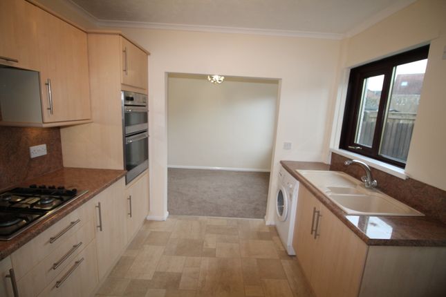 107, Rose Avenue, Houghton Le Spring photo 3