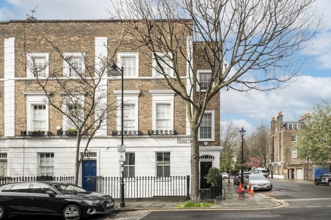 Thumbnail Detached house for sale in Richmond Avenue, London