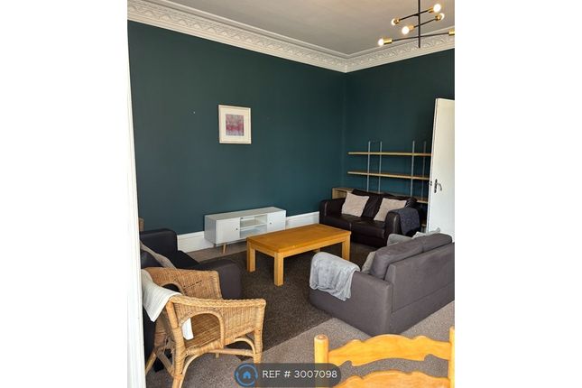 R, Lytton St, Dundee photo 2