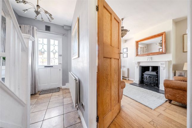 54, Brownspring Drive, London photo 3