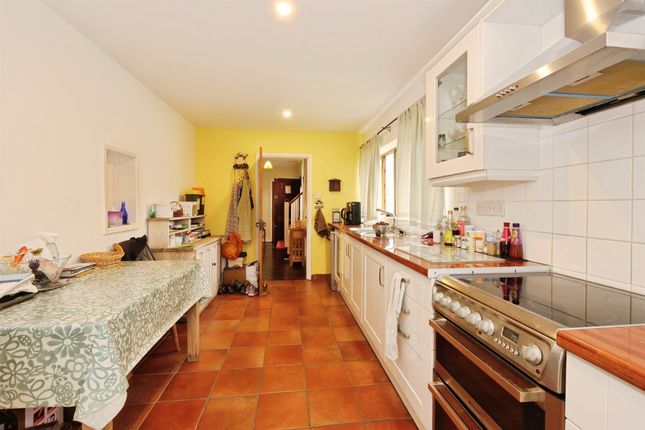 Waun Bant Road, Bridgend photo 4