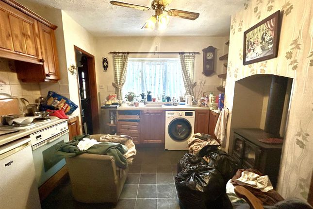 6, Dene Close, Goole photo 3
