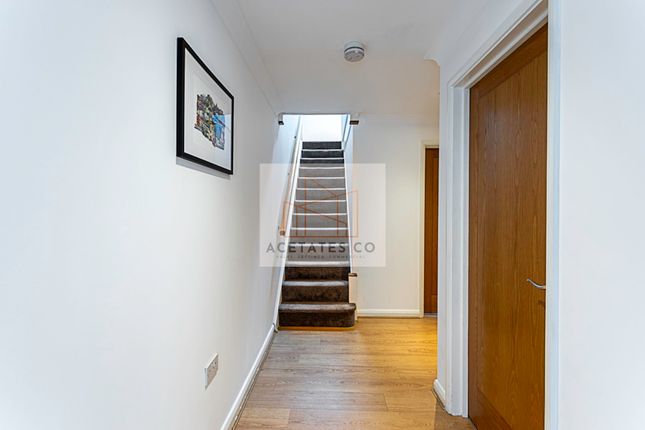 Terraced house to rent in Bocking Street, Haggerston, London
