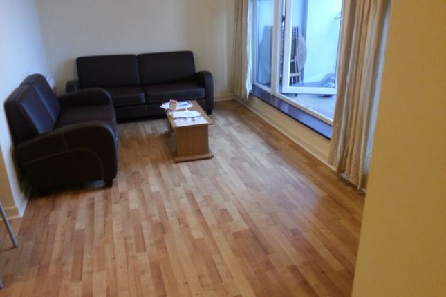 Flat to rent in Station Approach, Woking