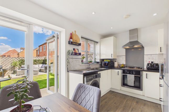 66 Hamlet Drive, Kingswood, East Riding Of Yorkshire photo 4