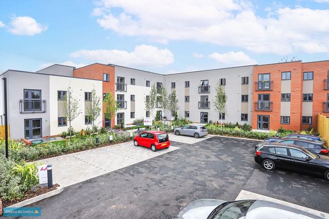 2 bed property for sale in Kingfisher Court, South Street, Taunton TA1