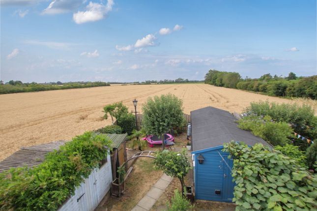 39, Blunham Road, Bedford photo 2
