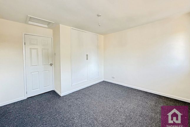 32, Glendevon Place, Manchester photo 4