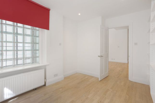 Flat for sale in Maclise Road, London