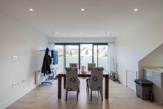 Detached house to rent in Midvale Road, St. Helier, Jersey