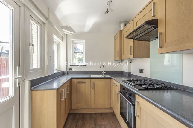 124, Derinton Road, London photo 2