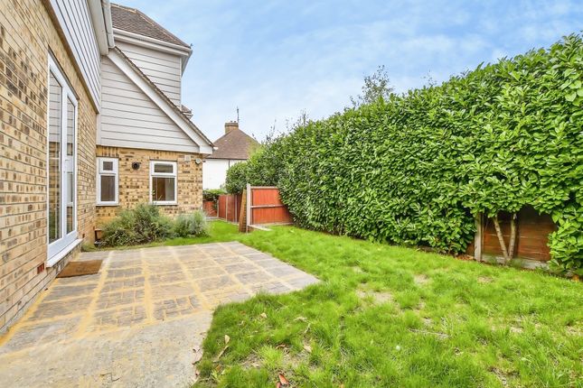 68, Gordon Road, Whitstable photo 3