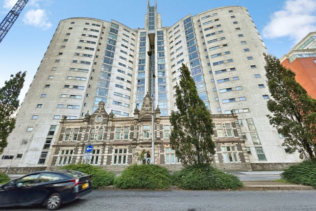 1 Bedroom Flat in CF10 2FG