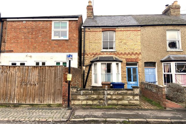 Semi-detached house to rent in Silver Road, Oxford